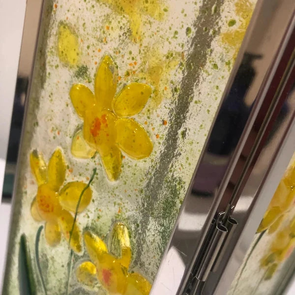 Daffodil Lantern