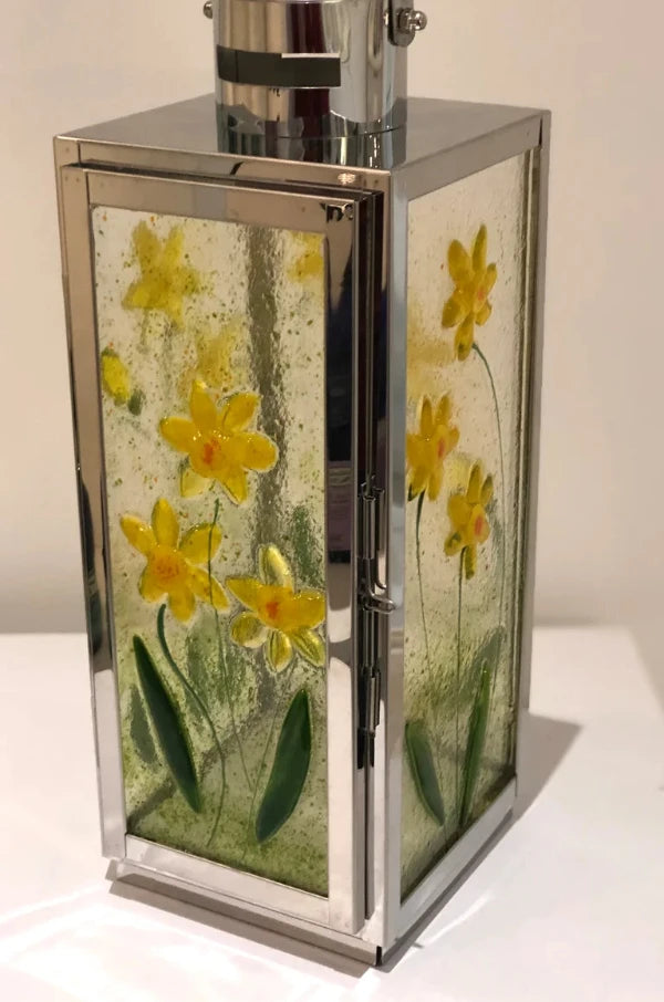 Daffodil Lantern